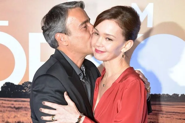Divorciados, Julia Lemmertz e Alexandre Borges atuam juntos