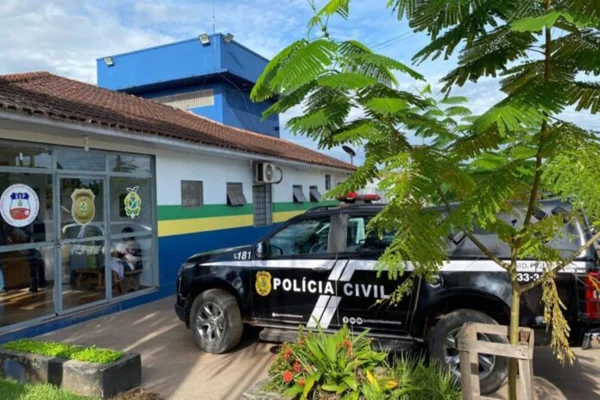 Imagem colorida, viatura da Polícia Civil - Metrópoles