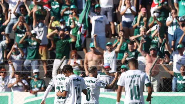 Em jogo antecipado, Palmeiras vence em estreia no Paulistão