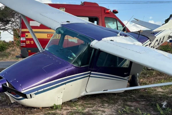 MA: avião de pequeno porte faz pouso de emergência ao lado de rodovia