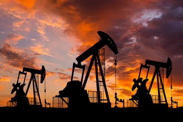 Imagem de campo petrolífero - Metrópoles