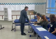 Nunes Marques comparece às urnas neste domingo Nunes Marques comparece às urnas neste domingo