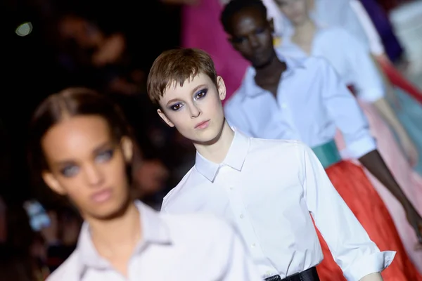 Os cinco desfiles mais bombados do outono/inverno 2018 da NYFW