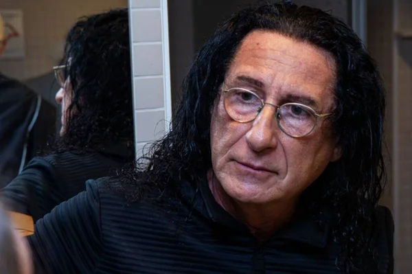 Gerald Thomas critica uso da Lei Rouanet para campanha pró-armas