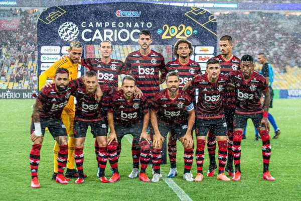 Globo volta atrás e estuda fazer proposta por jogos do Flamengo
