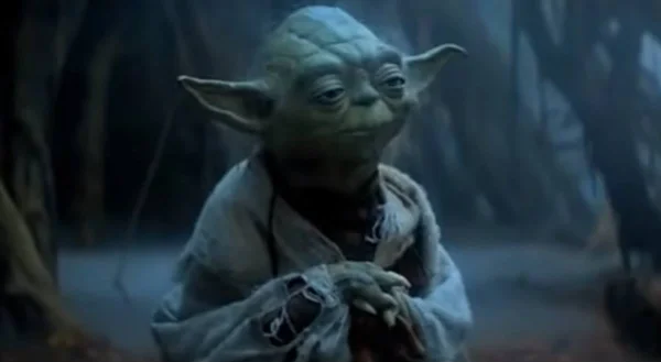 Mestre Yoda, personagem de raça alienígena da série cinematográfica Star Wars - Metrópoles