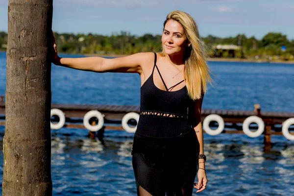 Musa fitness Bárbara Marangon compartilha rotina de exercícios