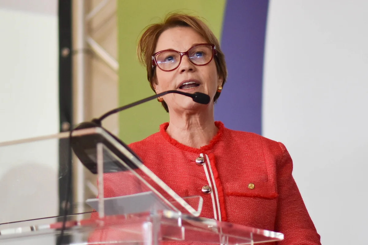 Tereza Cristina diz que PEC da 6x1 não pode ser votada “de afogadilho”