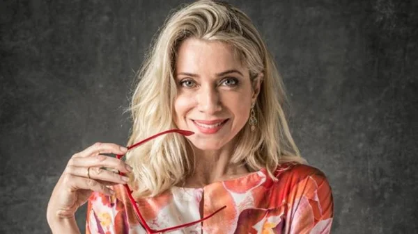 O Sétimo Guardião: Marilda se encontra às escondidas com Fabim