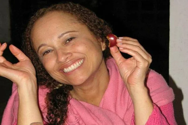 Morre Ivete Mangueira, esposa do ex-distrital e mímico Miqueias Paz