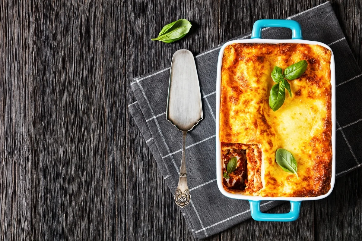 Lasanha na dieta? Veja 4 dicas para emagrecer sem abrir mão do prato
