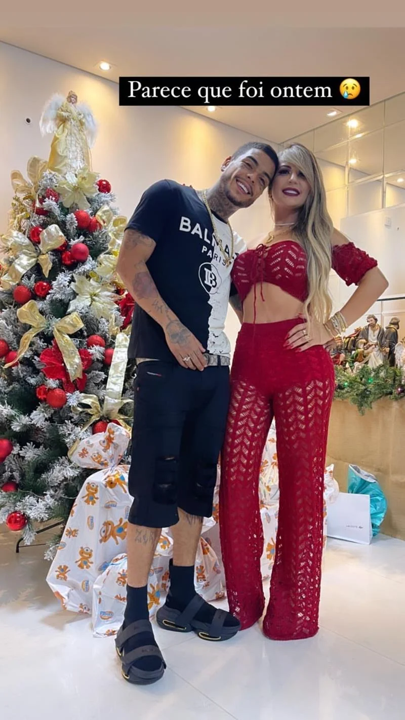 Na noite de Natal, Deolane Bezerra se declarou para MC Kevin Na noite de Natal, Deolane Bezerra se declarou para MC Kevin