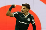 Raphael Veiga é meio-campista do Palmeiras Raphael Veiga é meio-campista do Palmeiras