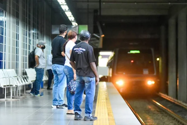 Metrô - Metrópoles