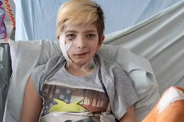 menino de 13 anos é alvejado na guerra da Ucrania
