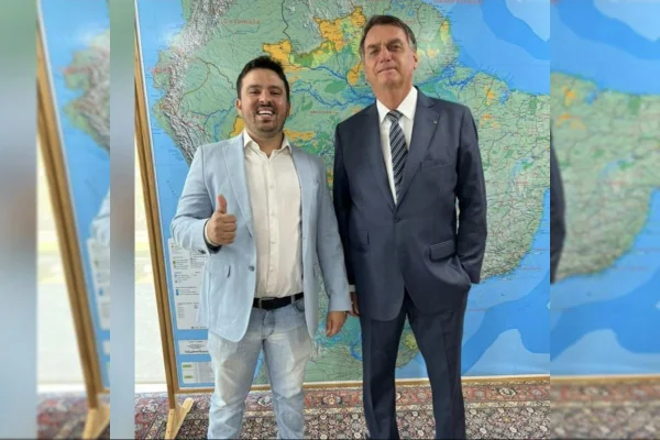 Advogado de bolsonarista que planejou atentado pediu Pix para ceia no QG