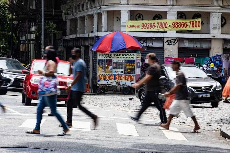Comércio fechado e ruas desertas pelo centro do Rio Comércio fechado e ruas desertas pelo centro do Rio