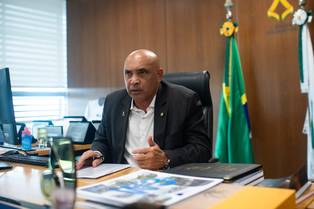 Proposta que libera nova reeleição da diretoria da CLDF tem 14 assinaturas