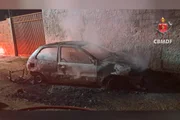 Os bombeiros deslocaram quatro viaturas para o atendimento