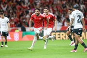 Internacional domina o Corinthians e vence na Copa do Brasil por 2 x 0 - imagem 2