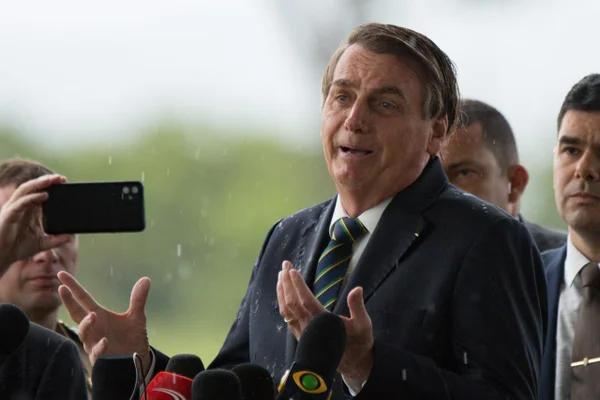 Desempenho de Bolsonaro nas redes piora, aponta levantamento
