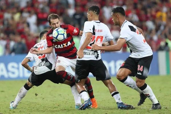 Vasco x Flamengo não deve mais acontecer em Brasília