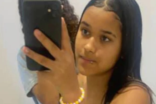 Família procura adolescente que desapareceu no DF durante o Natal