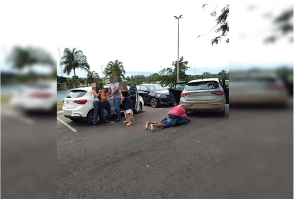 Ex-policial que cobrou para bater em homem tem aposentadoria cassada