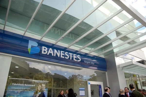 Banestes/ES: concurso para níveis médio e superior