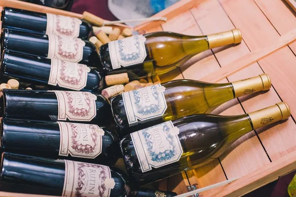 A improvável combinação de vinho com pequi pode ser deliciosa