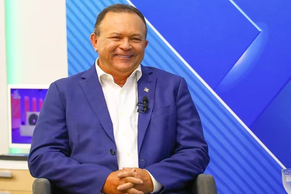 Carlos Brandão