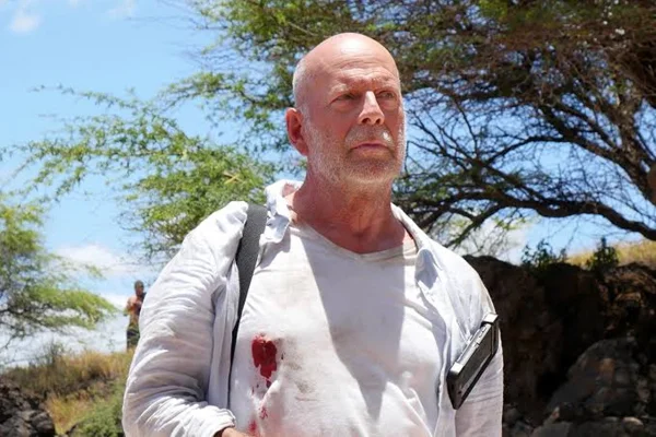 Um dos últimos filmes de Bruce Willis vira fenômeno na Netflix - destaque galeria Um dos últimos filmes de Bruce Willis vira fenômeno na Netflix - destaque galeria