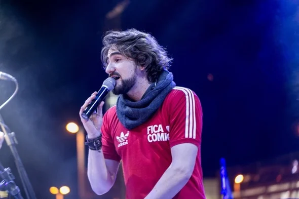 Inspirada no Dia dos Namorados Festa Fica Comigo anima público - imagem 35 Inspirada no Dia dos Namorados Festa Fica Comigo anima público - imagem 35