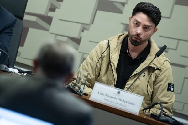 O influenciador Rico Melquíades, campeão da fazenda comparece nesta quarta -feira (13) a Comissão Parlamentar de Inquérito (CPI) do Senado, que apura supostas irregularidades em casas de apostas pela internet