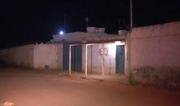Vinte e seis detentos fogem de presídio em Formosa (GO)