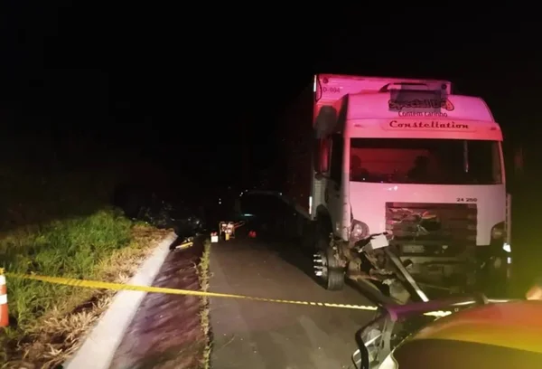 Morte de membros de grupo de pagode em acidente comove cidade do PR
