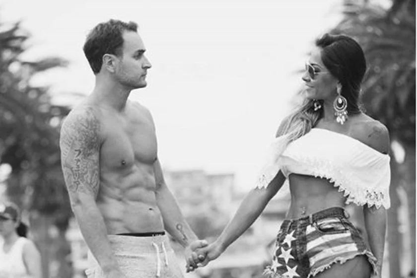 Ele e a ex-BBB Mayra Cardi foram casados por seis anos e se divorciaram em junho de 2017 Ele e a ex-BBB Mayra Cardi foram casados por seis anos e se divorciaram em junho de 2017