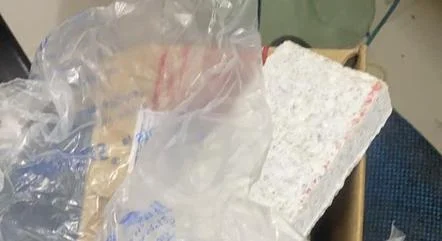 RJ: mulher recebe pedra no lugar de celular de R$ 5 mil
