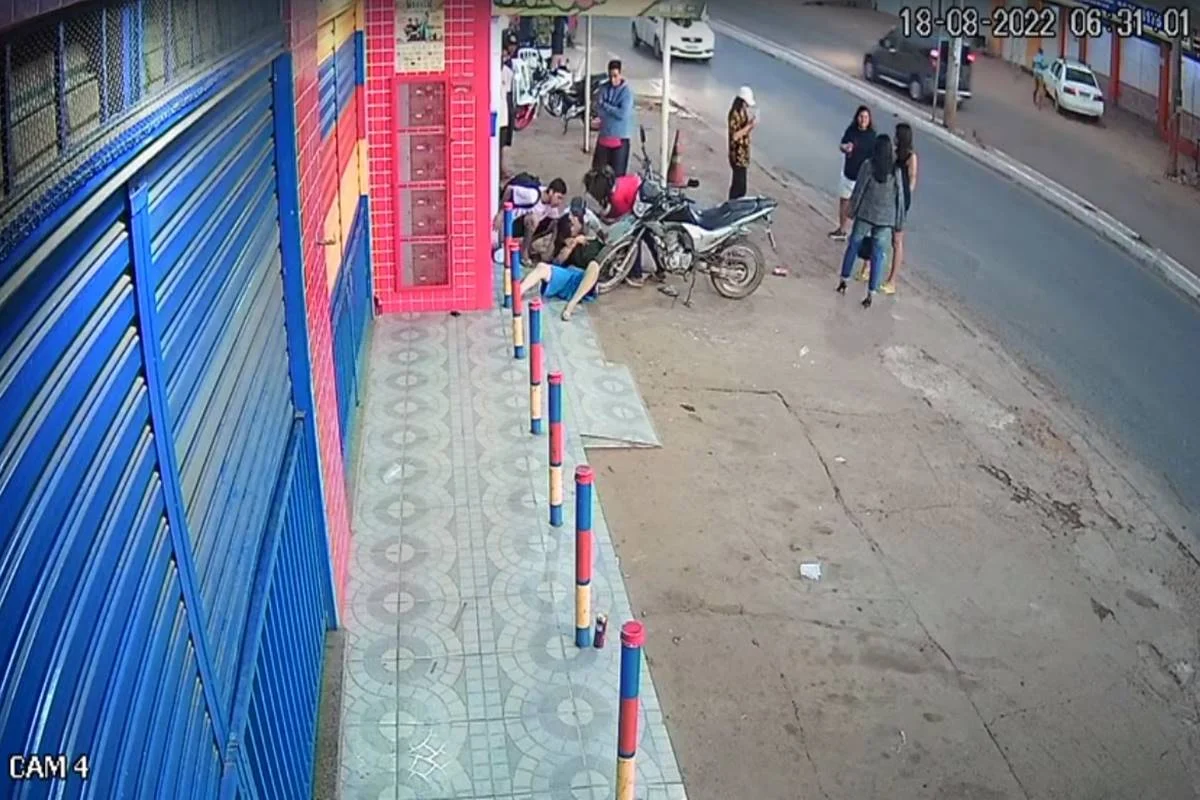 Briga dura quase três minutos Briga dura quase três minutos