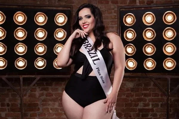 Brasileira supera bullying e depressão e vira Miss Plus Size