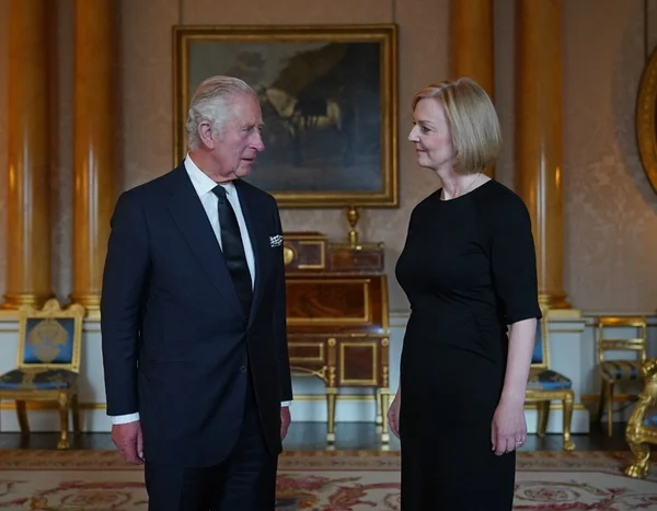 Rei Charles se reúne com Liz Truss: “Estava temendo este momento”