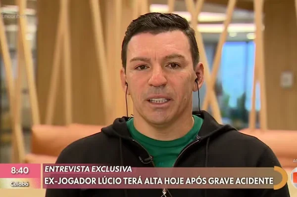 Foto colorida de Lúcio, ex-zagueiro - Metrópoles