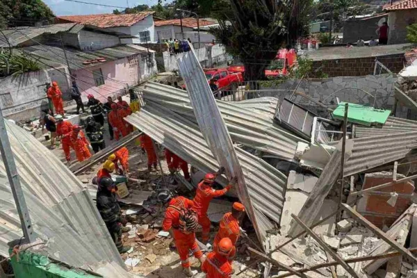 Explosão olinda casas