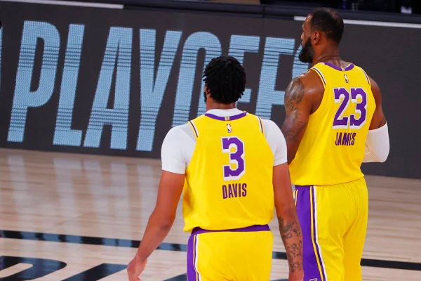 LeBron James e Anthony Davis