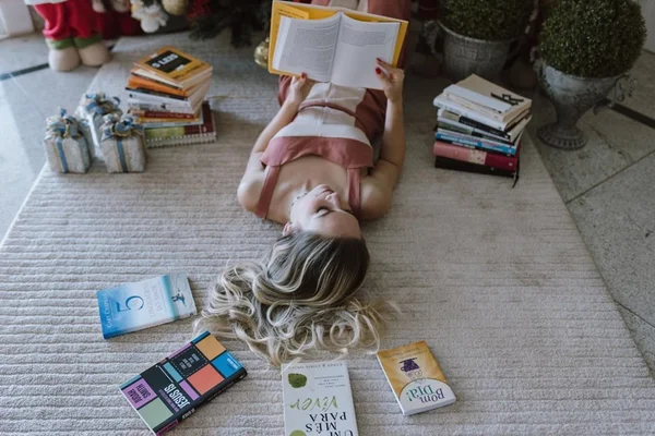 Jú Marques elege cinco livros imperdíveis para 2020