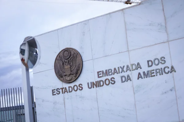 Fachada da Embaixada dos Estados Unidos da América em Brasília Metrópoles