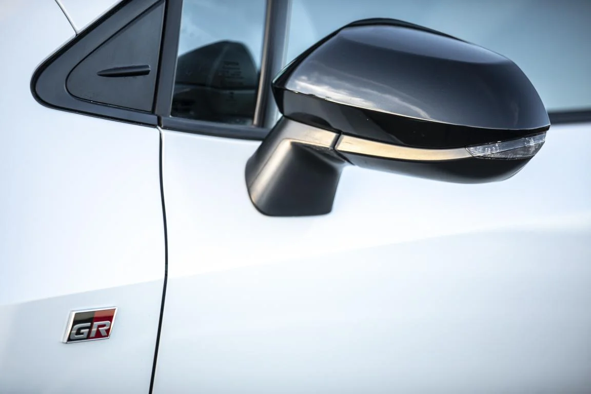 Toyota Corolla ‘esportivo’ GR-S chega às lojas por R$ 152 mil - imagem 5 Toyota Corolla ‘esportivo’ GR-S chega às lojas por R$ 152 mil - imagem 5
