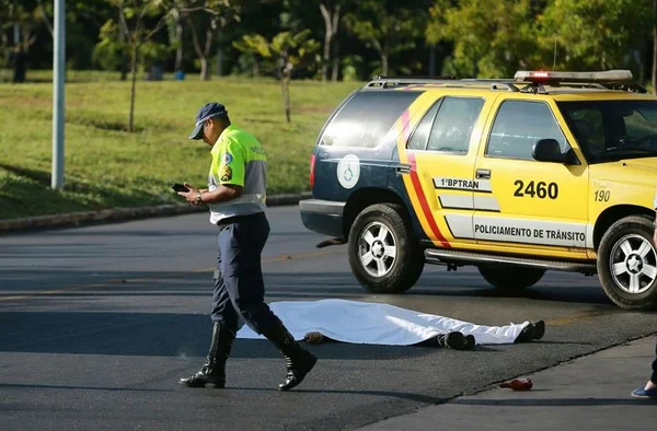 Homem morre baleado em posto de combustíveis da Asa Norte