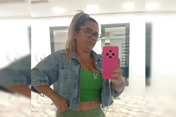 Homem mata mulher a facadas em encontro de reconciliação