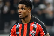 Jamerson é lateral-esquerdo do Vitória